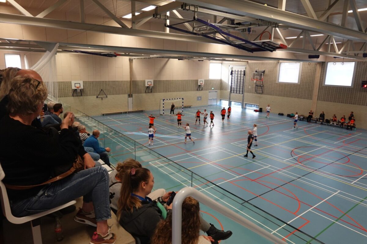 handbal-HV-Zaanstreek-publiek-sporthal-Zaanstad-Zuid-29-okt-2023-1536x1023