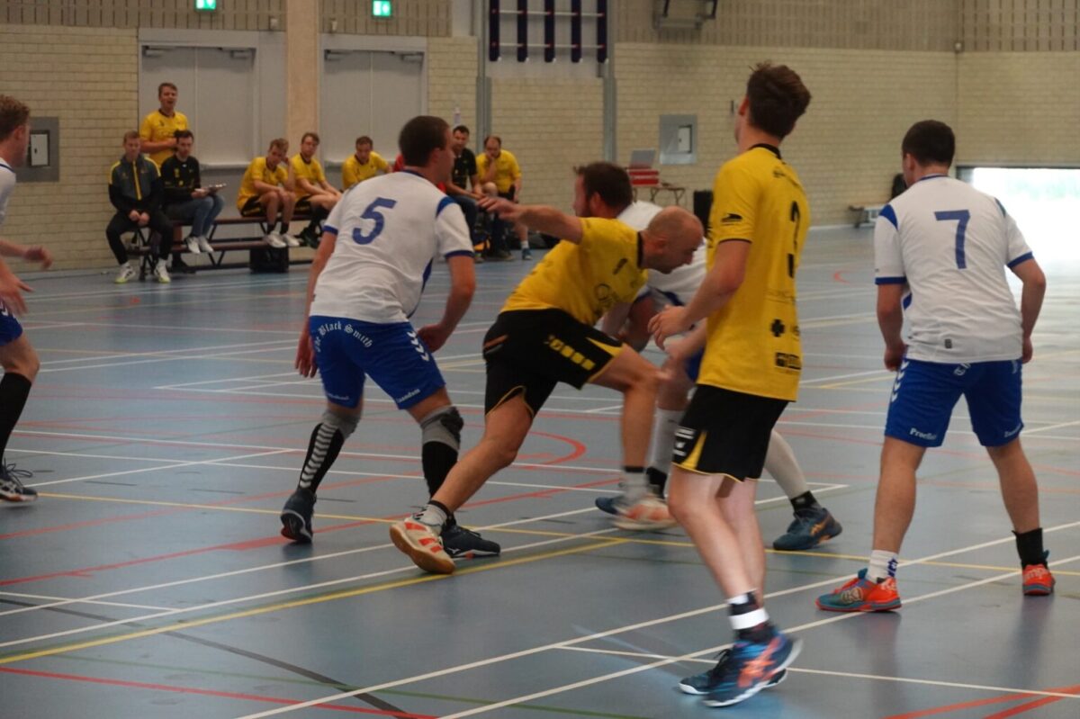 Handbal-verdedigen-HV-Zaanstreek-heren