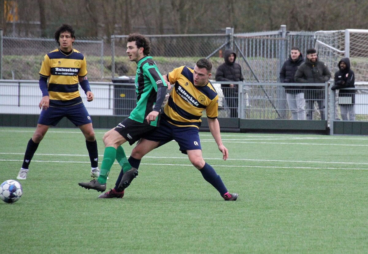 Voetbal-zvc-22-Vrone-seizoen-2023-2024-Theo-van-Vlaanderen