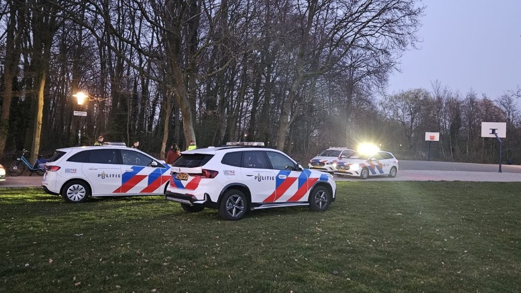 Mishandeling-Burgemeester-In-t-Veldpark-Zaandam-20-03-205-Michel-Schermer-6