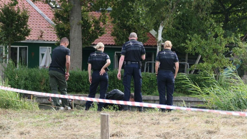 Overleden-persoon-te-water-Bartelsluispad-Wormer-28-08-2025-Michel-Schermer