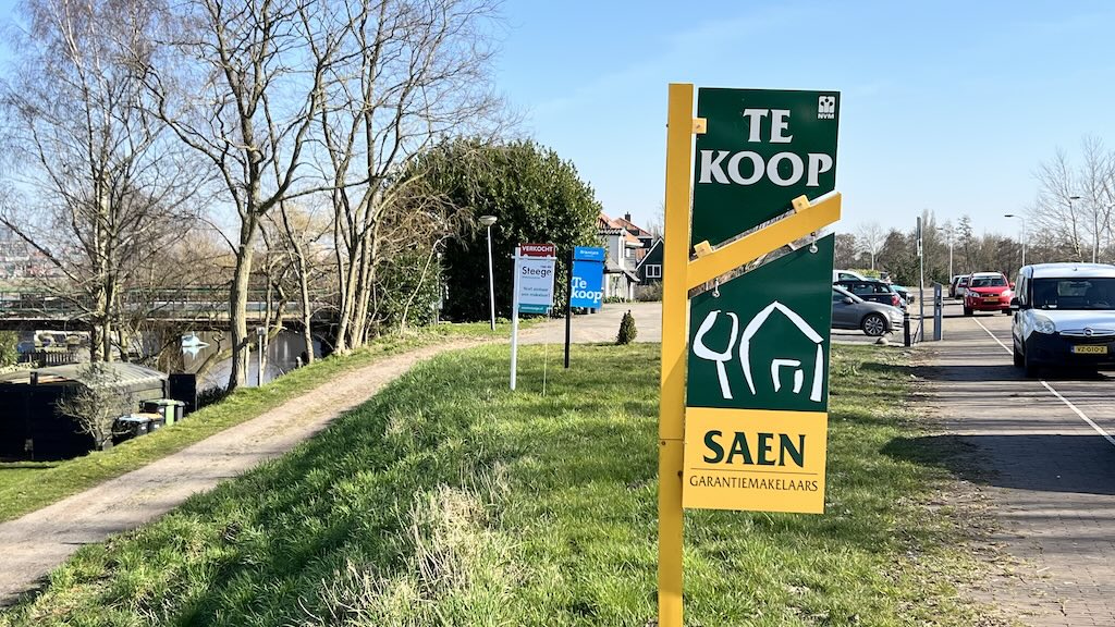 te-koop-westzanerdijk-orkaan-2025-03-07